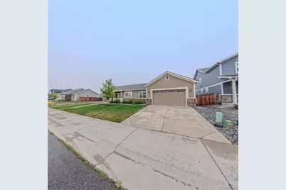 56279 E 23rd Place, Strasburg, CO 80136 - Photo 2