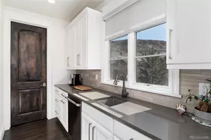 8310 Raphael Ln, Littleton, CO 80126 - Photo 16