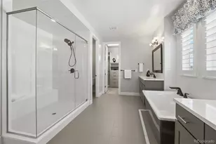 8272 S Langdale Way, Aurora, CO 80016 - Photo 32