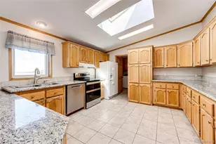 56054 E Virginia Pl, Strasburg, CO 80136 - Photo 12