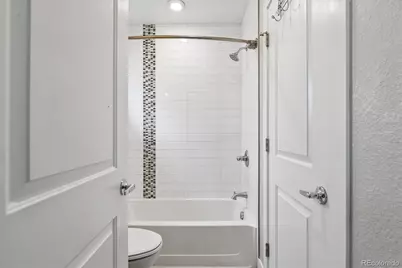 1369 Knox Court, Denver, CO 80204 - Photo 18