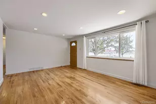 1640 Buchtel Blvd, Denver, CO 80210 - Photo 4