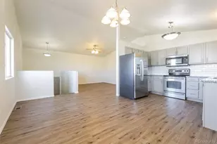 406 E 28th Street Dr, Greeley, CO 80631 - Photo 8