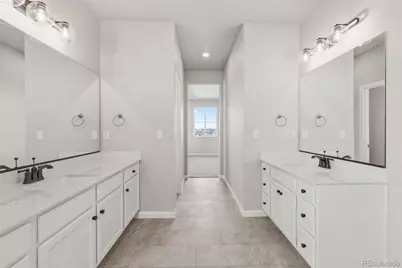 24317 E River Front Drive, Aurora, CO 80019 - Photo 18