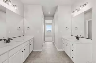 24317 E River Front Dr, Aurora, CO 80019 - Photo 18