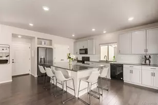 10128 Walden Ct, Commerce City, CO 80022 - Photo 12