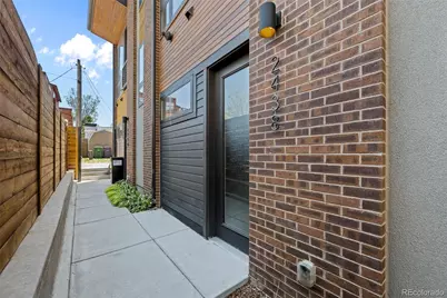 2438 N Washington Street, Denver, CO 80205 - Photo 2