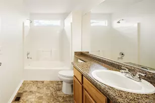 19926 E 40th Pl, Denver, CO 80249 - Photo 20