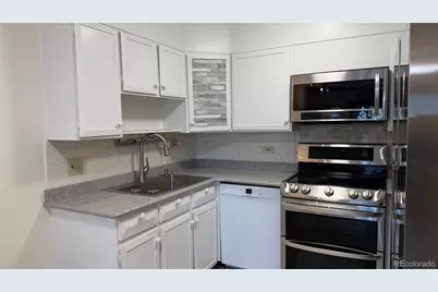 9155 E Center Avenue #2B, Denver, CO 80247 - Photo 2