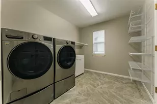 19066 E Berry Dr, Aurora, CO 80015 - Photo 16