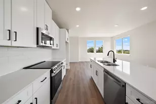 2894 W 56th Ave, Denver, CO 80221 - Photo 18