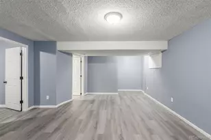 5105 Chandler Wy, Denver, CO 80239 - Photo 24