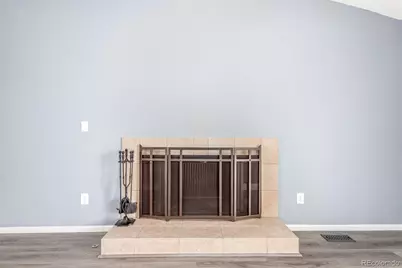 5105 Chandler Way, Denver, CO 80239 - Photo 6