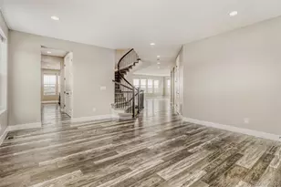 8055 S Elk Ct, Aurora, CO 80016 - Photo 10