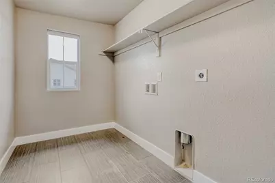 8055 S Elk Court, Aurora, CO 80016 - Photo 38