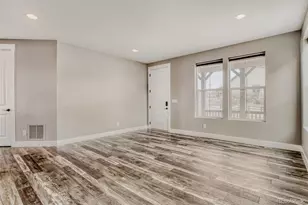 8055 S Elk Ct, Aurora, CO 80016 - Photo 8