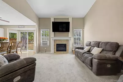 19584 E Ithaca Place, Aurora, CO 80013 - Photo 8