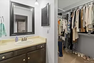 2306 S Troy St, Aurora, CO 80014 - Photo 12