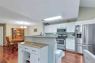 4977 S Eagle Cir, Aurora, CO 80015 - Photo 8