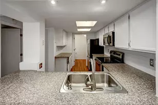 10490 W Jewell Ave, Lakewood, CO 80232 - Photo 12