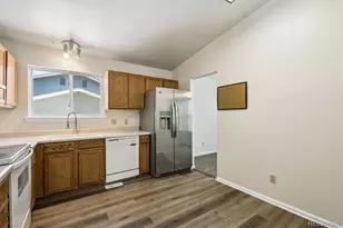 12983 Dexter St, Thornton, CO 80241 - Photo 10