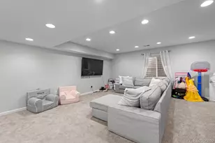 1017 S Krameria St, Denver, CO 80224 - Photo 30
