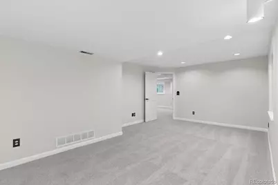 5404 S Dunkirk Way, Centennial, CO 80015 - Photo 36