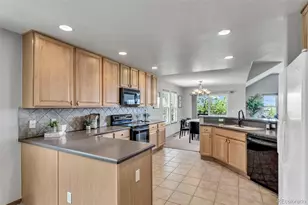7968 S Algonquian Ct, Aurora, CO 80016 - Photo 10
