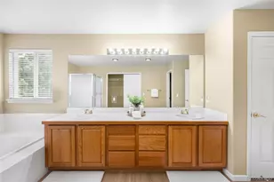 10090 Eagle Valley Way, Littleton, CO 80129 - Photo 20