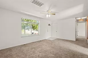 3034 S Laredo Cir, Aurora, CO 80013 - Photo 2