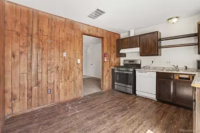 3034 S Laredo Circle, Aurora, CO 80013 - Photo 4