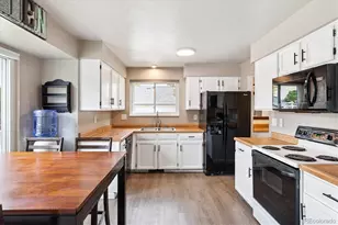 7576 Eaton St, Arvada, CO 80003 - Photo 6