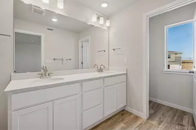 4593 N Versailles Street, Aurora, CO 80019 - Photo 10