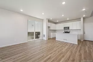 4593 N Versailles St, Aurora, CO 80019 - Photo 2