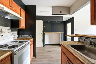2231 S Vaughn Way #111B, Aurora, CO 80014 - Photo 8