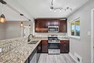 3290 Magnolia St, Denver, CO 80207 - Photo 12