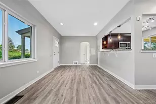 3290 Magnolia St, Denver, CO 80207 - Photo 8