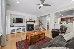 9489 Cedarhurst Ln, Highlands Ranch, CO 80129 - Photo 14