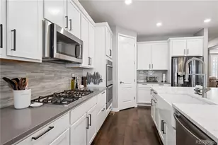 8375 Estes Park Ave, Littleton, CO 80125 - Photo 10