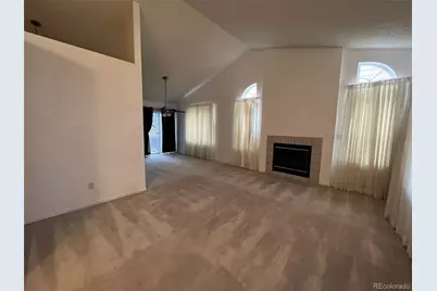 5184 S Liverpool Way, Aurora, CO 80015 - Photo 2