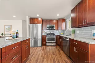 6261 W 74th Pl, Arvada, CO 80003 - Photo 16