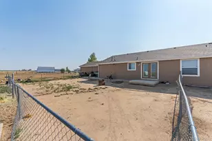 9 E Ranch Rd, Wiggins, CO 80654 - Photo 14