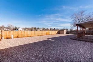 2118 S Mobile Way, Aurora, CO 80013 - Photo 34