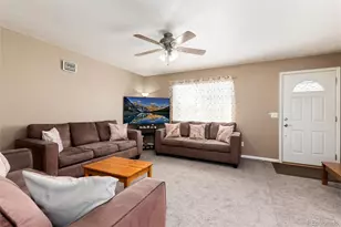 2118 S Mobile Way, Aurora, CO 80013 - Photo 10