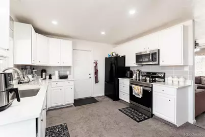 2118 S Mobile Way, Aurora, CO 80013 - Photo 14