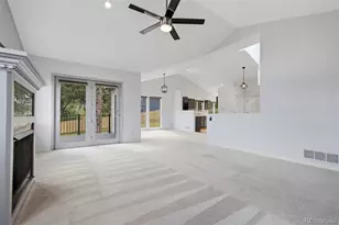 28104 Meadow Dr, Evergreen, CO 80439 - Photo 10