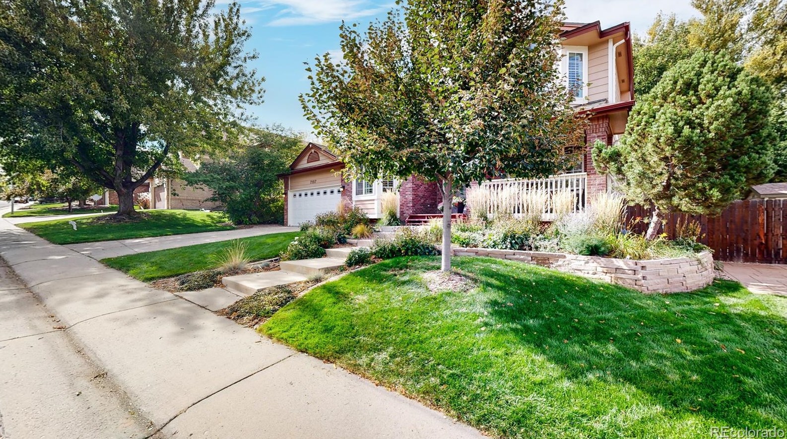 7157 Acoma St, Littleton, CO 80120-4292