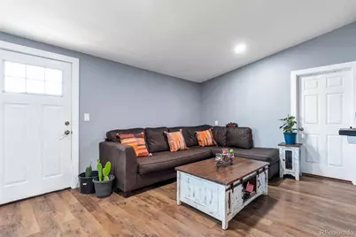 4210 E 100 Avenue, Thornton, CO 80229 - Photo 2