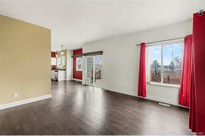 9737 Eagle Creek Parkway, Commerce City, CO 80022 - Photo 10