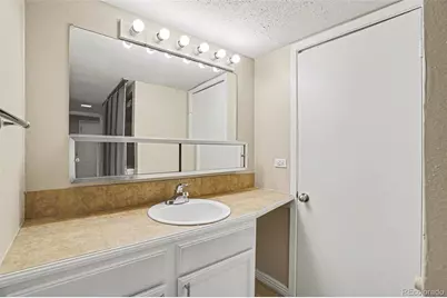 3426 S Locust Street #F, Denver, CO 80222 - Photo 8
